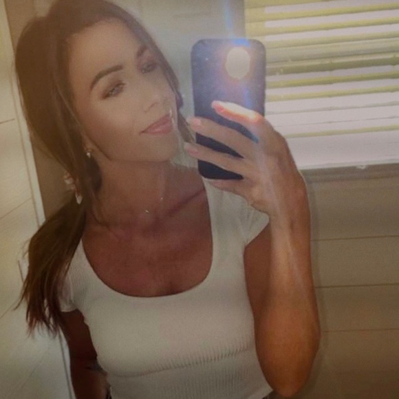 Meet your Posher, Kaylin - Picture 1 of 1